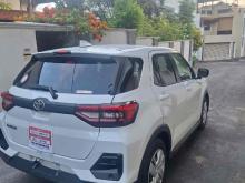 https://riyasewana.com/uploads/toyota-raize-x-109061024922.jpg