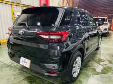 https://riyasewana.com/uploads/toyota-raize-x-2024-322532612993.jpg