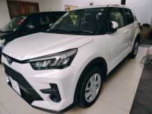 https://riyasewana.com/uploads/toyota-raize-x-29608004672.jpg
