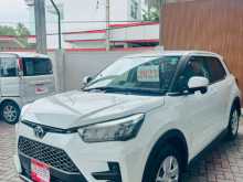 https://riyasewana.com/uploads/toyota-raize-x-41533364902.jpg