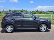 https://riyasewana.com/uploads/toyota-raize-x-61515486303.jpg