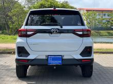 https://riyasewana.com/uploads/toyota-raize-z-1112410010615.jpg
