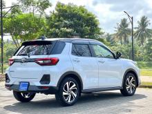 https://riyasewana.com/uploads/toyota-raize-z-1112410110886.jpg
