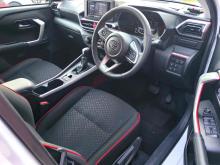 https://riyasewana.com/uploads/toyota-raize-z-118240424742.jpg