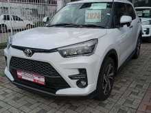 https://riyasewana.com/uploads/toyota-raize-z-121029594592.jpg