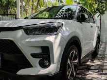 https://riyasewana.com/uploads/toyota-raize-z-121104174553.jpg