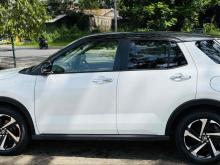https://riyasewana.com/uploads/toyota-raize-z-1314392824241.jpg