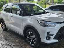 https://riyasewana.com/uploads/toyota-raize-z-13908454171.jpg