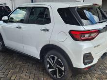 https://riyasewana.com/uploads/toyota-raize-z-13911266516.jpg