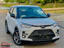 https://riyasewana.com/uploads/toyota-raize-z-1512070562.jpg
