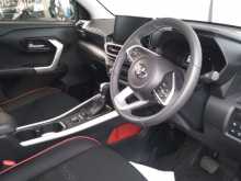 https://riyasewana.com/uploads/toyota-raize-z-15152000175.jpg