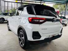 https://riyasewana.com/uploads/toyota-raize-z-16152450196.jpg