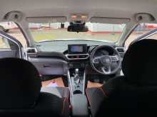 https://riyasewana.com/uploads/toyota-raize-z-17954244142.jpg