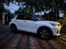 https://riyasewana.com/uploads/toyota-raize-z-18165926115.jpg