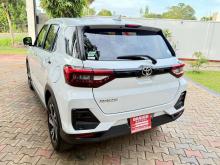 https://riyasewana.com/uploads/toyota-raize-z-191034256594.jpg