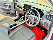 https://riyasewana.com/uploads/toyota-raize-z-191034256696.jpg