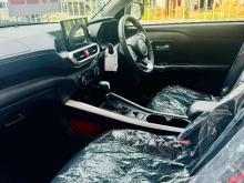 https://riyasewana.com/uploads/toyota-raize-z-201129386346.jpg