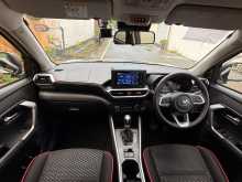 https://riyasewana.com/uploads/toyota-raize-z-20120458835.jpg