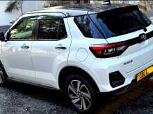 https://riyasewana.com/uploads/toyota-raize-z-2020-120502712762.jpg