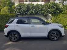 https://riyasewana.com/uploads/toyota-raize-z-2020-1320544712504.jpg