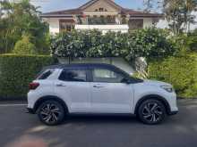 https://riyasewana.com/uploads/toyota-raize-z-2020-1421283112904.jpg