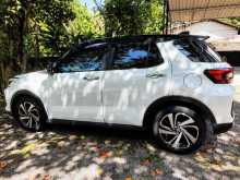 https://riyasewana.com/uploads/toyota-raize-z-2020-80165812174.jpg