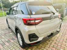 https://riyasewana.com/uploads/toyota-raize-z-2022-169341012572.jpg