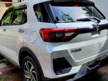https://riyasewana.com/uploads/toyota-raize-z-2023-236074912924.jpg