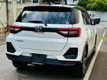 https://riyasewana.com/uploads/toyota-raize-z-2024-1921401112744.jpg