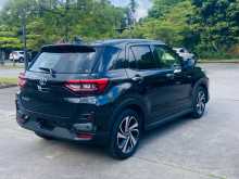 https://riyasewana.com/uploads/toyota-raize-z-2024-2811593612363.jpg