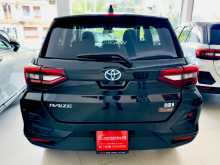 https://riyasewana.com/uploads/toyota-raize-z-2025-2512093612453.jpg