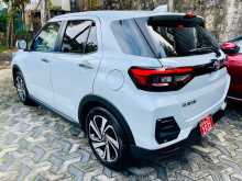 https://riyasewana.com/uploads/toyota-raize-z-2025-309445312502.jpg