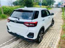 https://riyasewana.com/uploads/toyota-raize-z-2025-713414912273.jpg