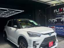 Toyota Raize Z Hybrid 1 2L BSM 2026 SUV