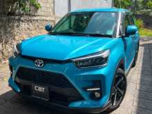 Toyota Raize Z Hybrid Parking 2022 SUV