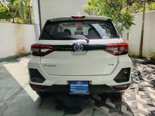 https://riyasewana.com/uploads/toyota-raize-z-231018246545.jpg