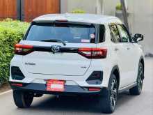 https://riyasewana.com/uploads/toyota-raize-z-2314432822922.jpg