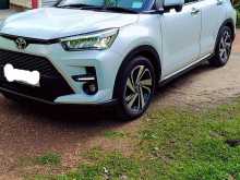 https://riyasewana.com/uploads/toyota-raize-z-232109184873.jpg