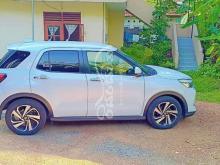 https://riyasewana.com/uploads/toyota-raize-z-23211003642467.jpg