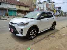 https://riyasewana.com/uploads/toyota-raize-z-241440534422.jpg