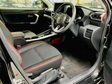 https://riyasewana.com/uploads/toyota-raize-z-26101346375.jpg