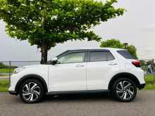 https://riyasewana.com/uploads/toyota-raize-z-26164410903.jpg
