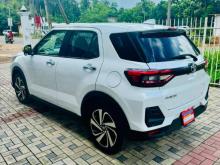 https://riyasewana.com/uploads/toyota-raize-z-271042446234.jpg