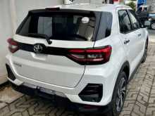 https://riyasewana.com/uploads/toyota-raize-z-271521184872.jpg
