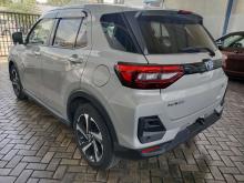 https://riyasewana.com/uploads/toyota-raize-z-281339556334.jpg