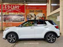 https://riyasewana.com/uploads/toyota-raize-z-28135858456.jpg