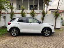 https://riyasewana.com/uploads/toyota-raize-z-28162237233.jpg