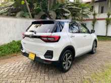 https://riyasewana.com/uploads/toyota-raize-z-28162237404.jpg