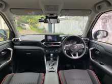 https://riyasewana.com/uploads/toyota-raize-z-28162237836.jpg