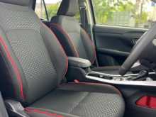 https://riyasewana.com/uploads/toyota-raize-z-30161626195.jpg